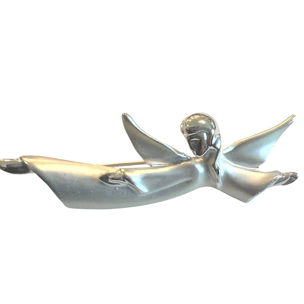 Vintage Giusti Silver Tone Guardian Angel Brooch